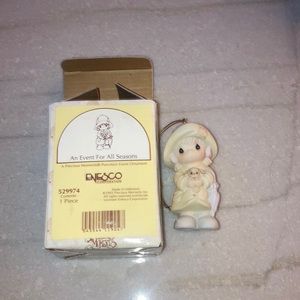 New precious moments ornament